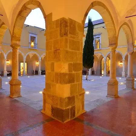Convento De Hotel 5*