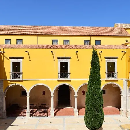 Convento De Hotel Tavira