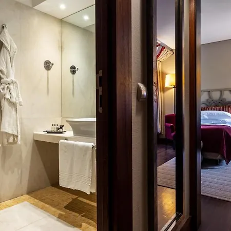 Convento De Hotel 5*